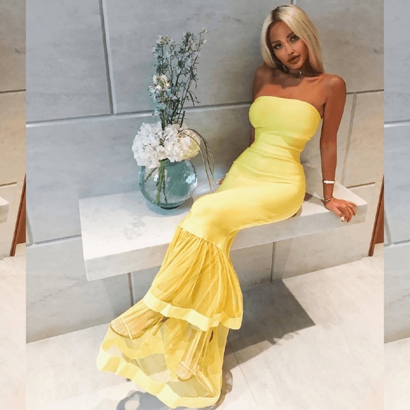 CATWALK CONNECTION YELLOW MAXI DRESS SIZE X-SMALL - Picture 2 of 4